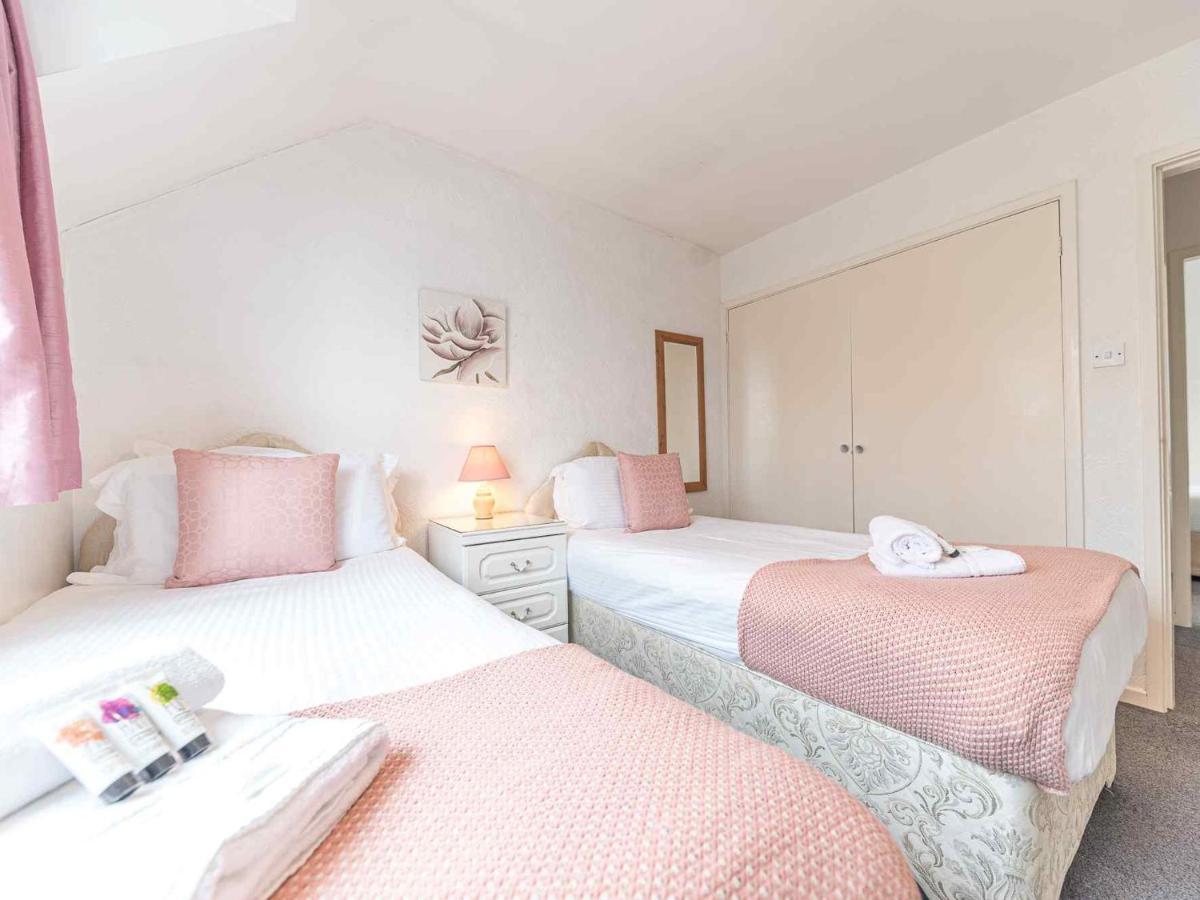 Pass The Keys Comfortable 3 Bed In Central Bowness With Parking Windermere Luaran gambar