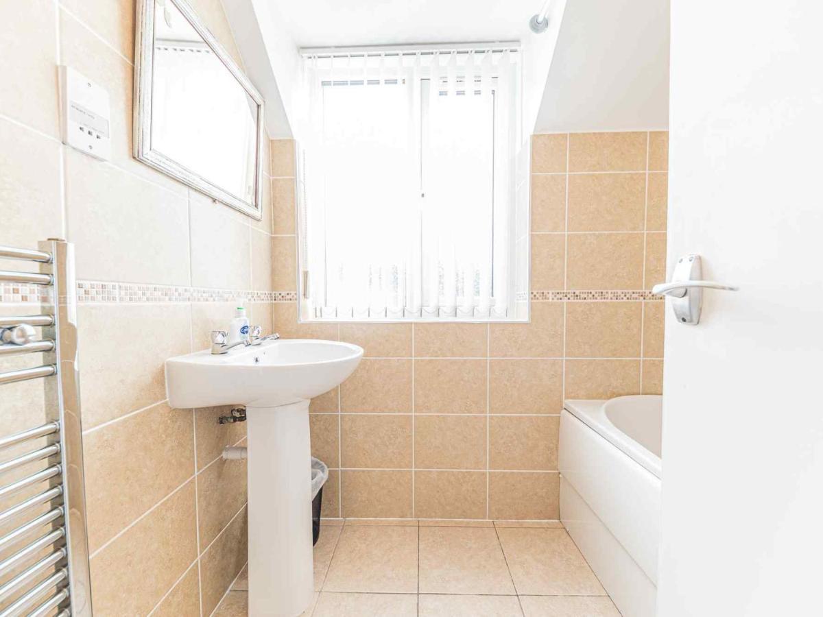 Pass The Keys Comfortable 3 Bed In Central Bowness With Parking Windermere Luaran gambar